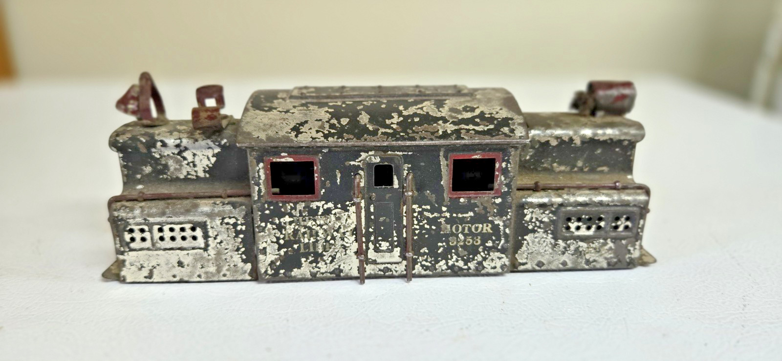 IVES No. 3253 ELECTRIC OUTLINE LOCOMOTIVE SHELL ONLY – Prewar O Gauge