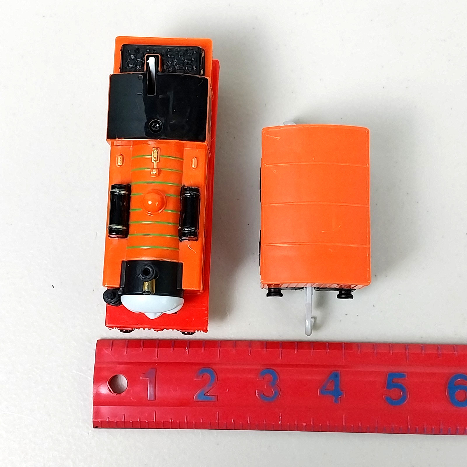 Thomas & Friends Trackmaster Nia Motorized Train with Mail Cargo Car 2013 Mattel
