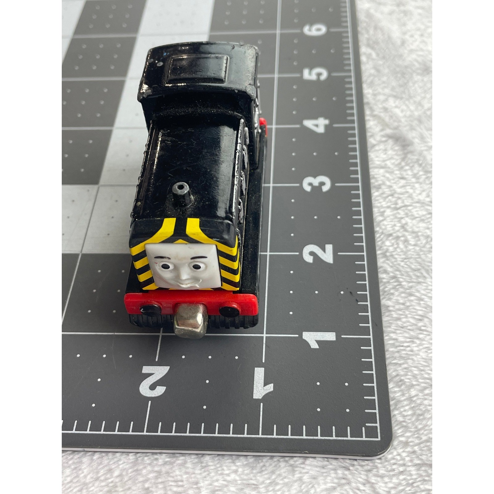 Thomas & Friends Take-n-Play Mavis Die-Cast Magnetic Train Engine 2009 Mattel