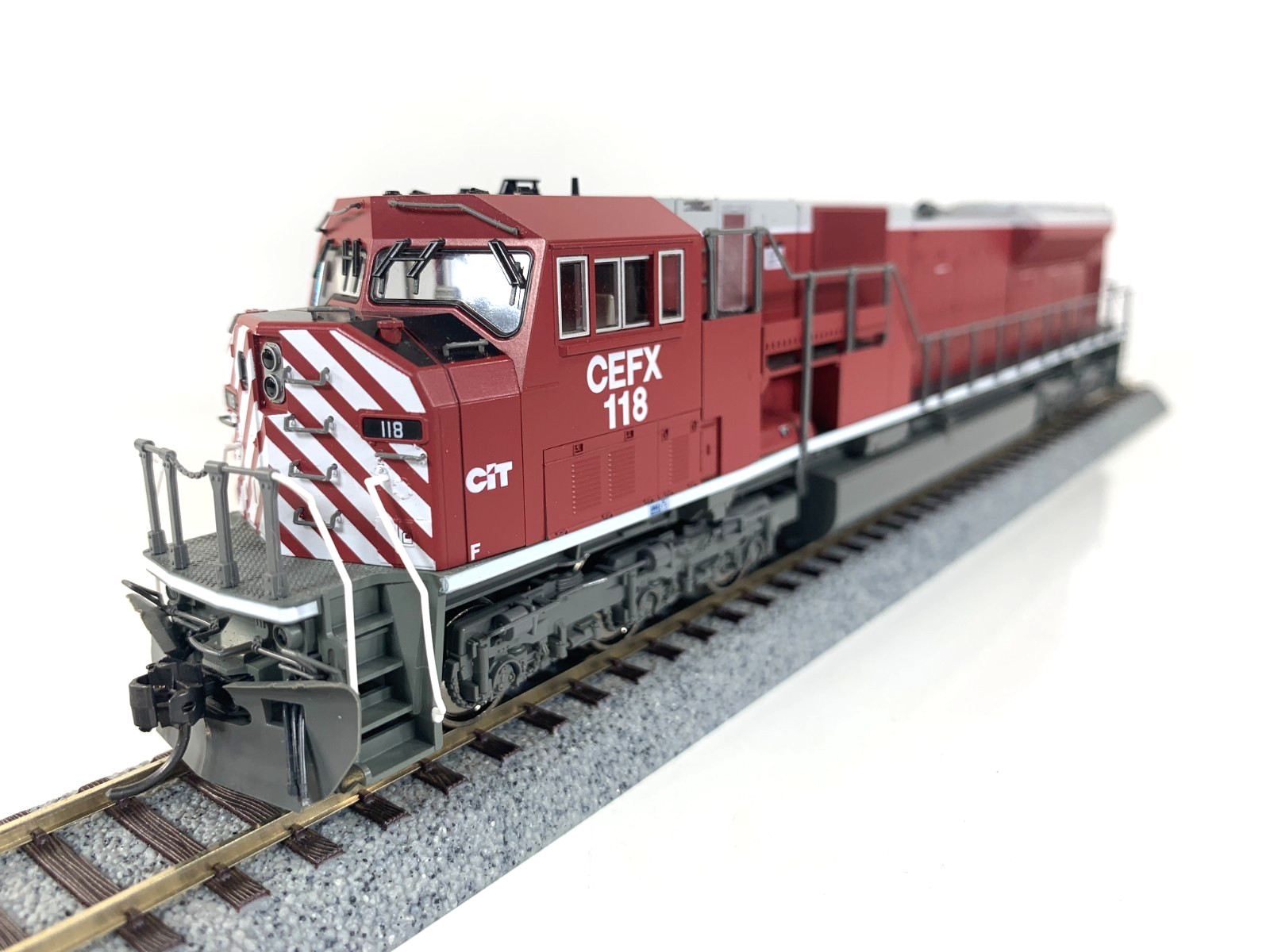 HO Kato 37-6360 CEFX CIT Railroad #118 SD90/43MAC Diesel- DCC