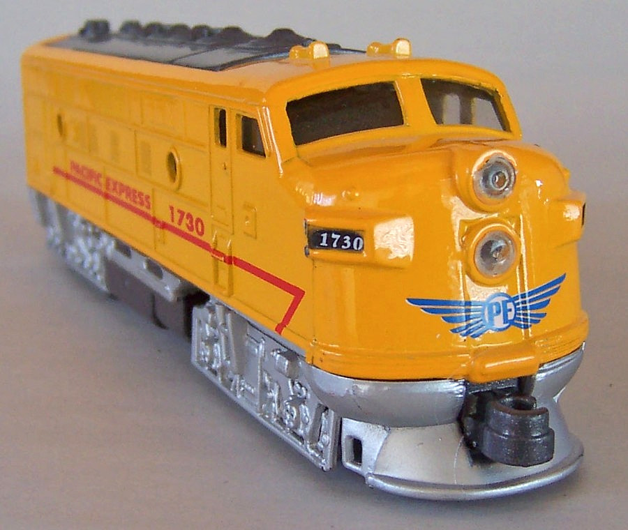 Toysmith Yellow Pacific Express 1730 Locomotive Engine, PULL-BACK TOY, Excellent