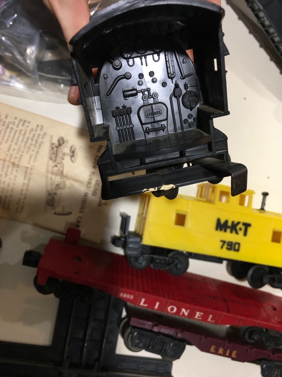 Vintage Lionel 1960’s assorted Train set & Tracks & broken Transformer