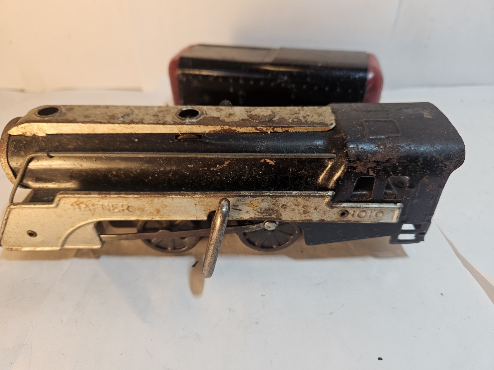 Hafner Pre-war O gauge 1010 Black & Silver Locomotive and Tender. (#10)