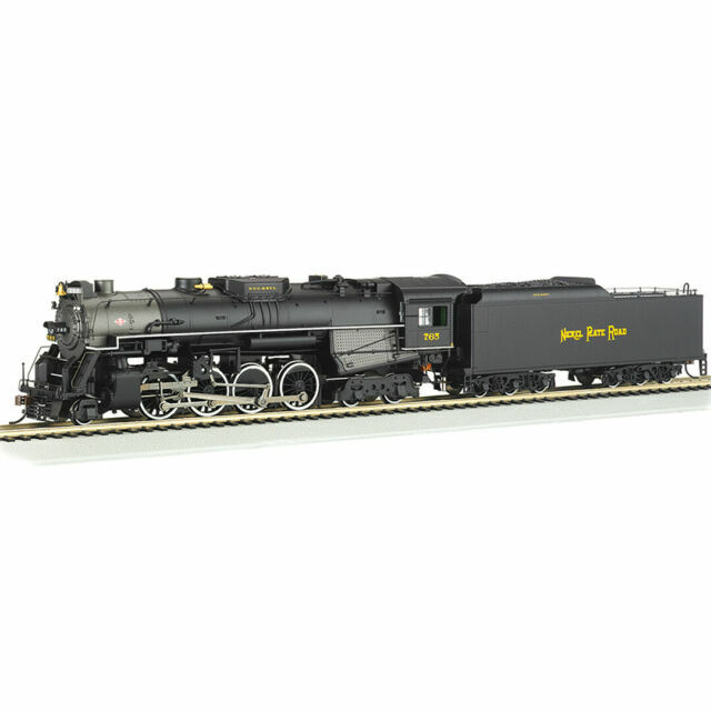 Bachmann 2-8-4 Berkshire DCC No 765 Railfan Steam Locomotive & Tender Model Kit