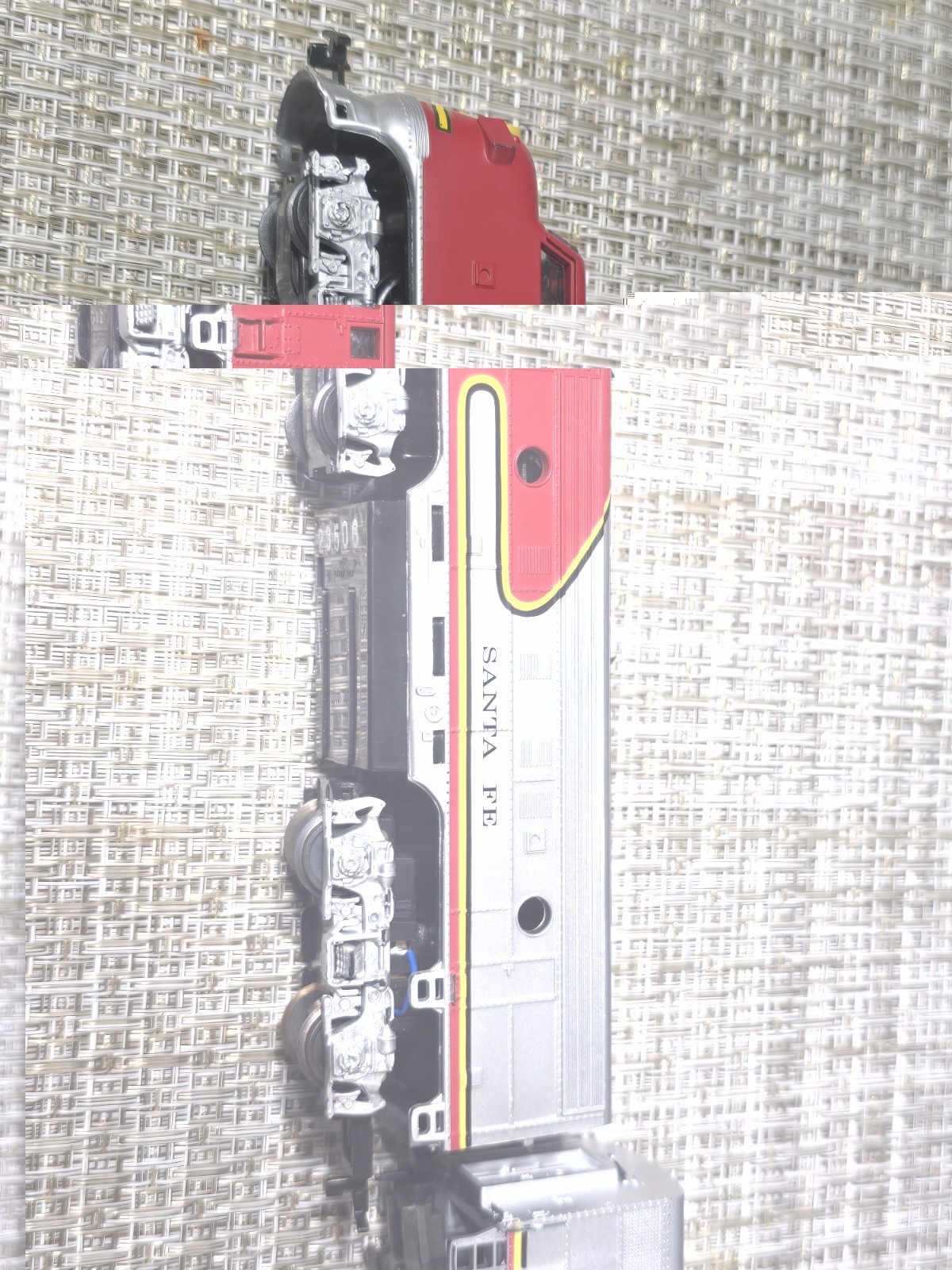 Vintage Santa Fe Warbonnet Train Set 2 Diesel Locomotives +Roco Made in Austria