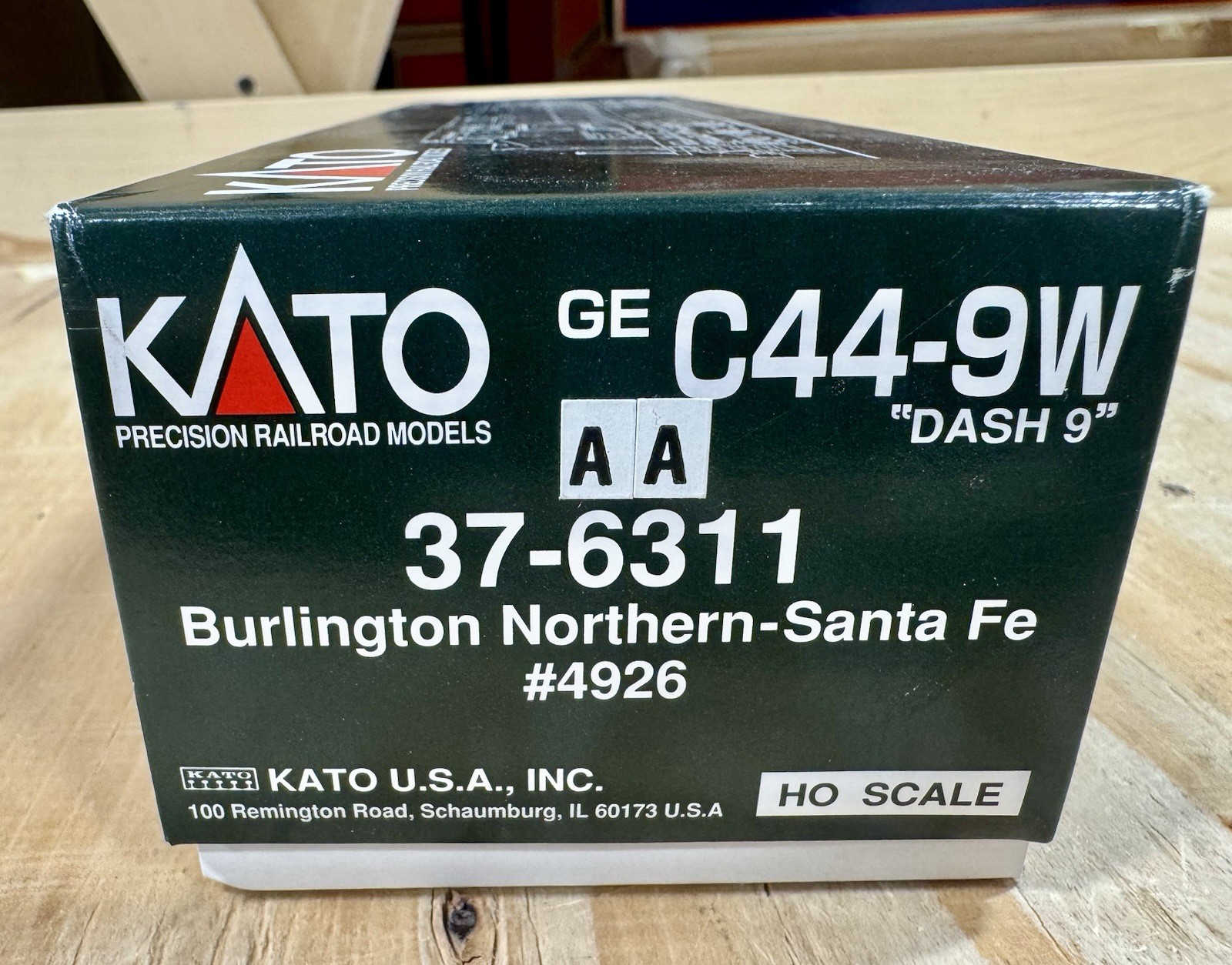 KATO 37-6311 HO GE C44-9W Dash 9 BNSF #4926 New DCC Ready