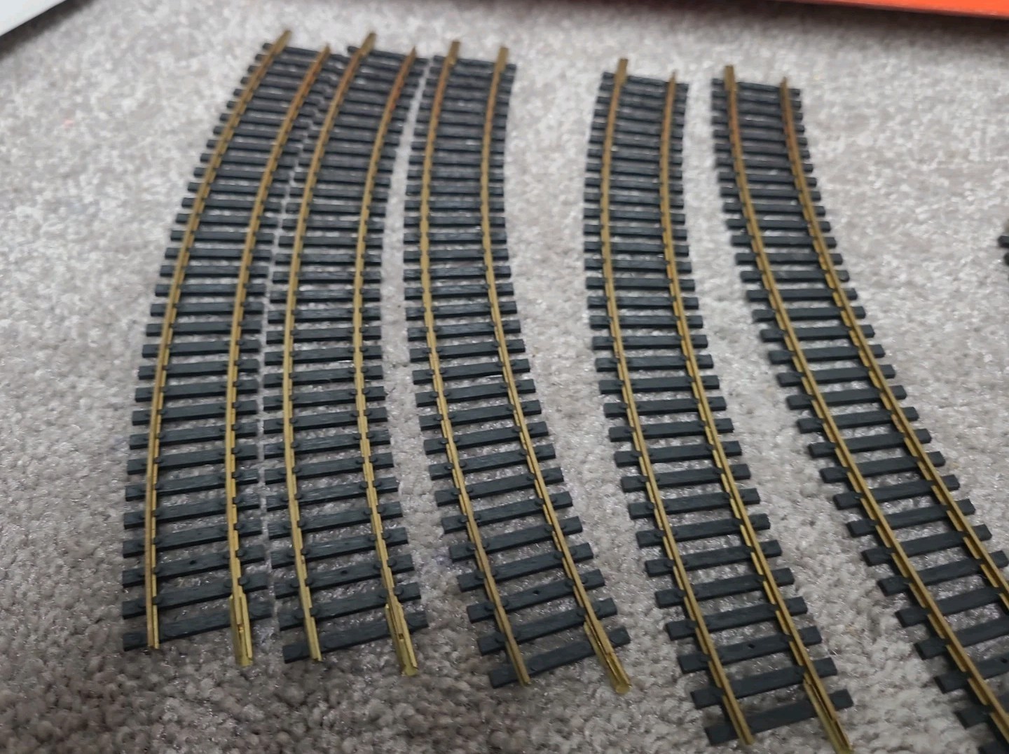Fleischmann HO 6373 Swiss Train Set SBB CFF FFS Electric Locomotive 4 Cars Track