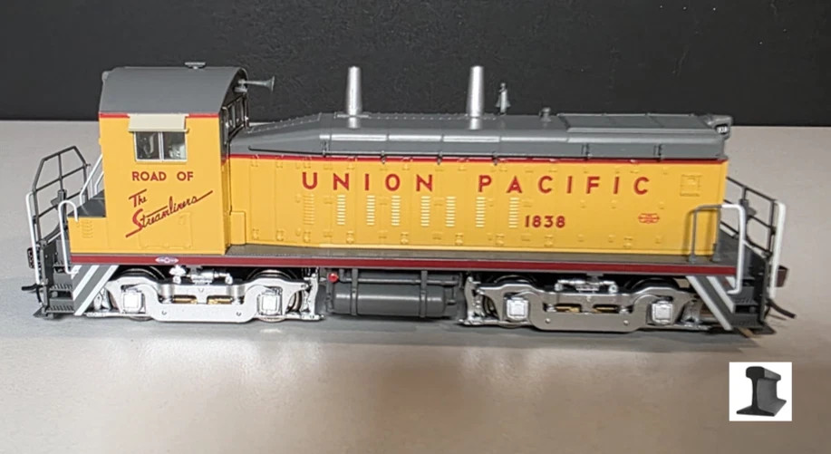 Rapido ~ HO Scale ~ EMD SW9 ~ Union Pacific #1834 ~ DC/DCC Sound ~ 027595
