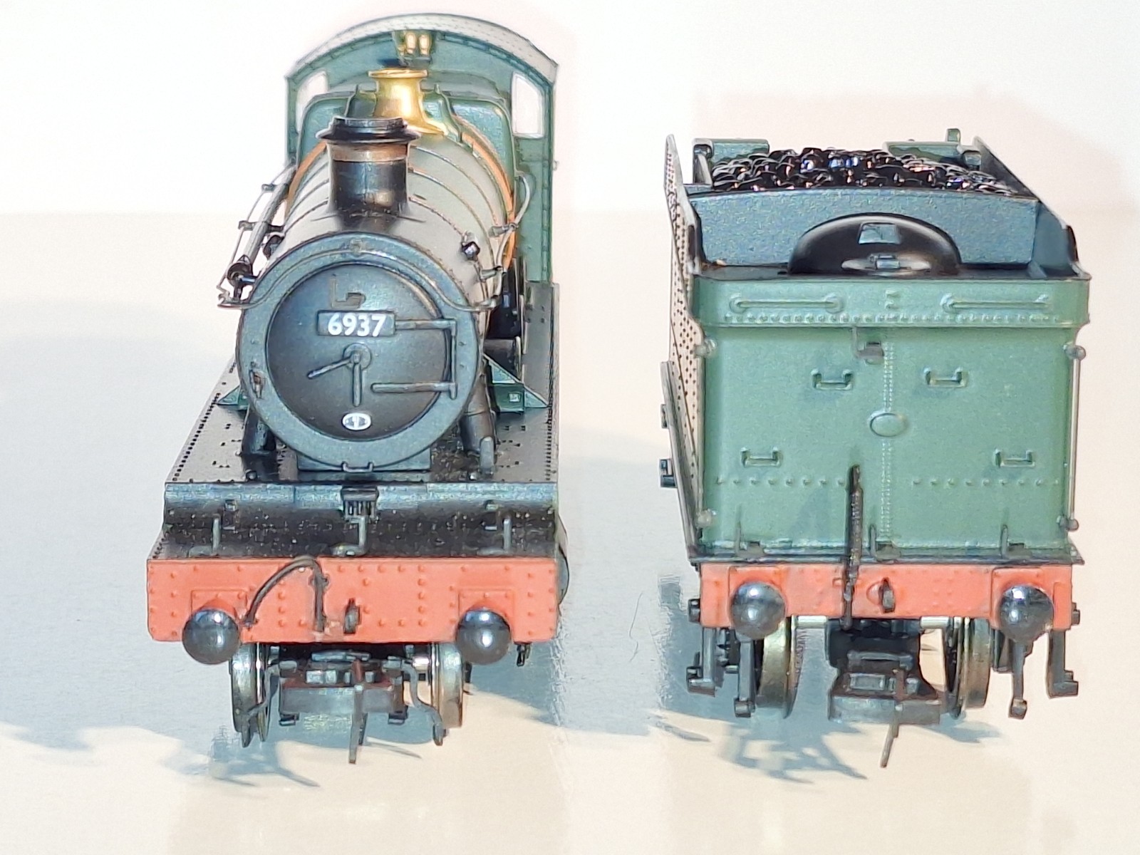 Bachmann 32001 Conyngham Hall. DCC ready. New Old Stock. Mint Cond. Boxed. OO