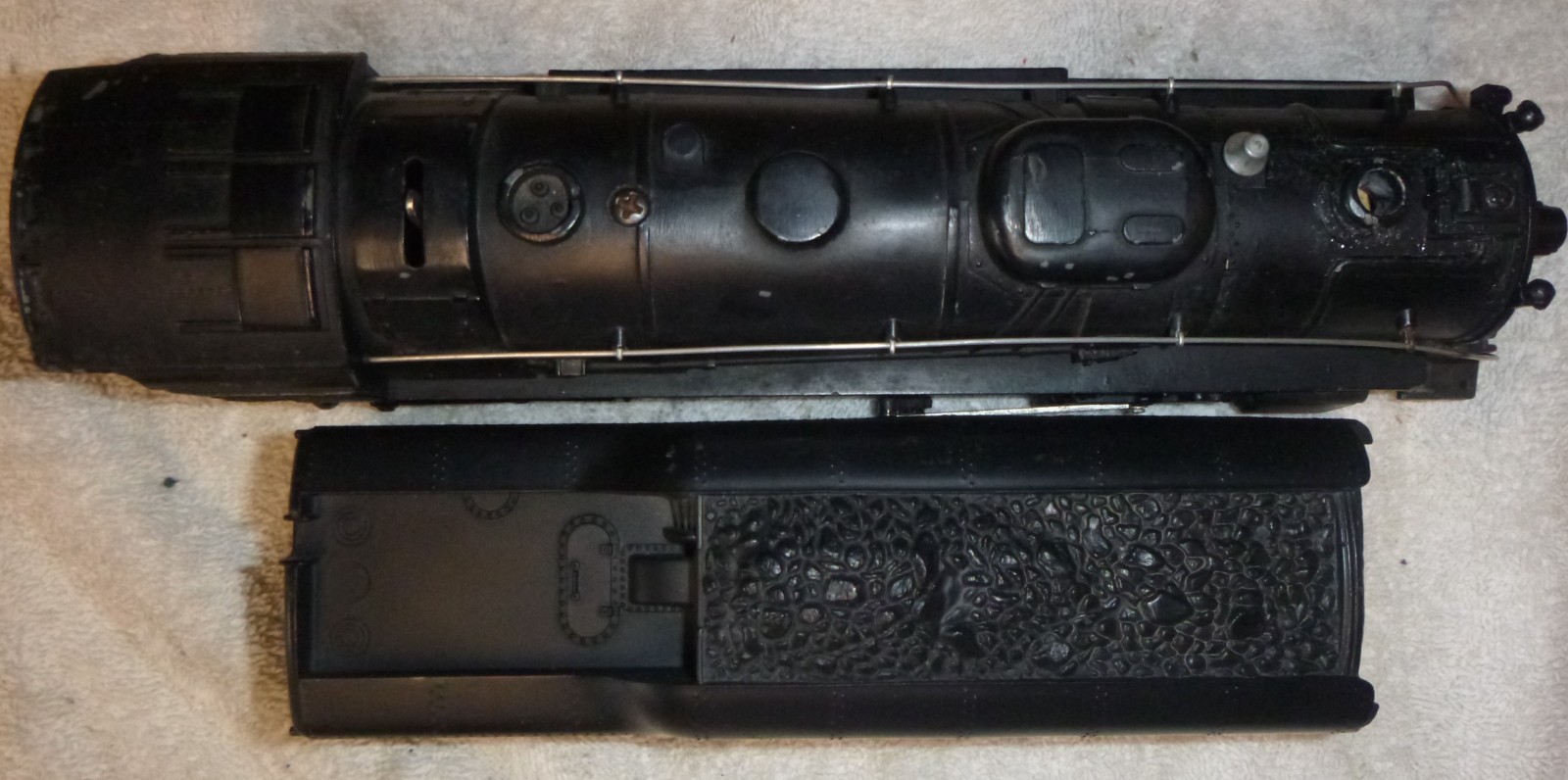 Lionel 2046 baby New York Central Hudson with 2046 tender