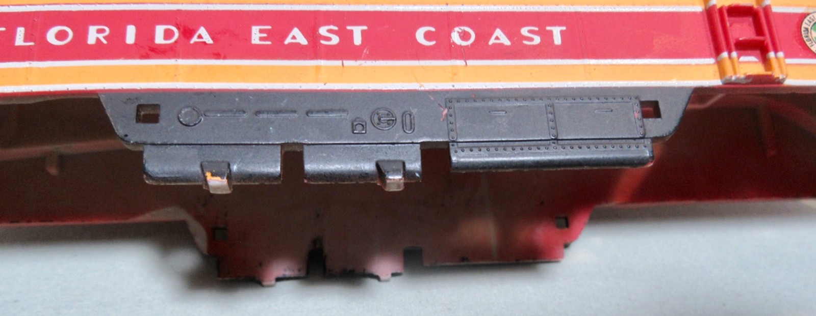 Florida East Coast Railway HO Scale Locomotive Shell Only ( Unbranded )