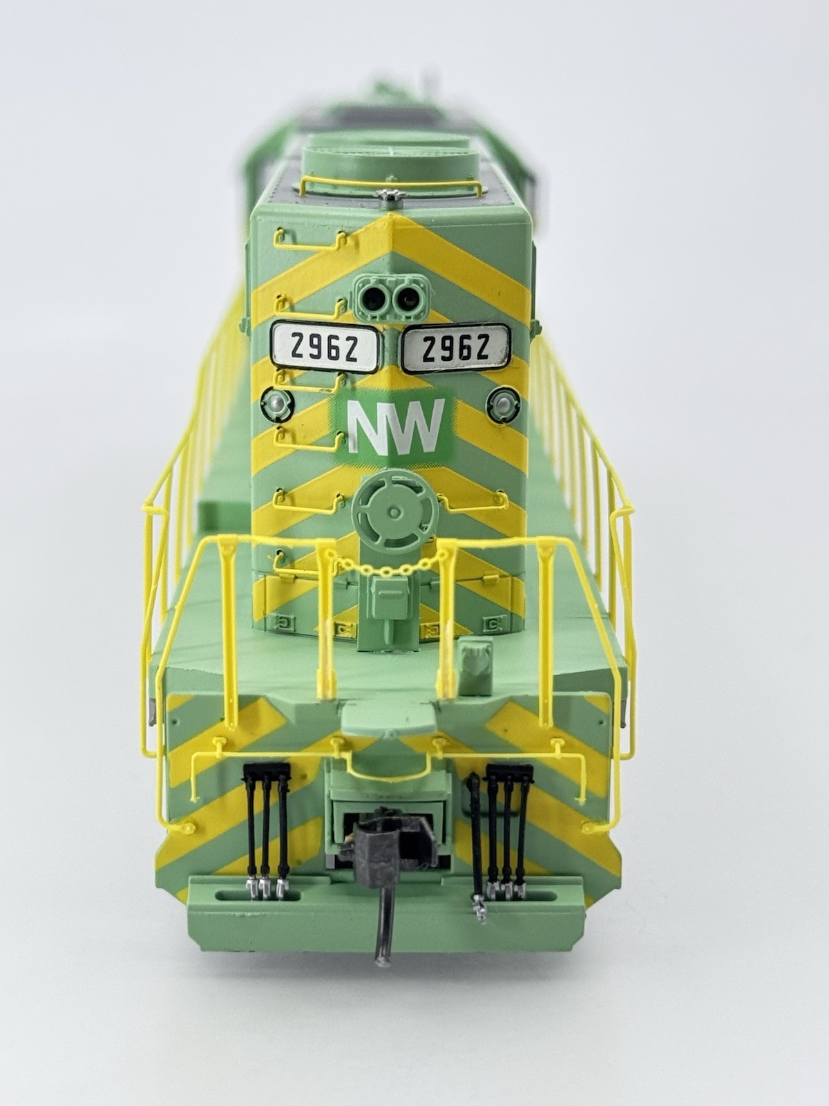 HO Athearn RTR 64397 Norfolk & Western SD39 Powered Diesel Locomotive N&W #2962
