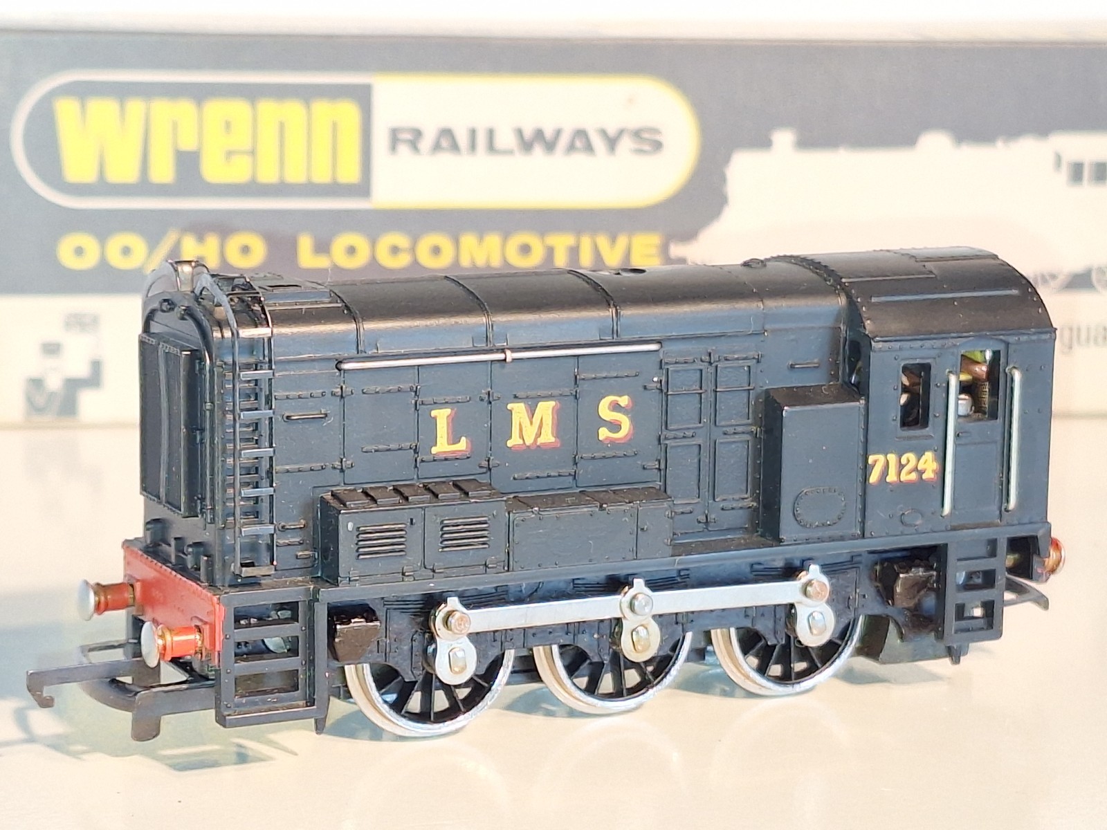 Wrenn W2233 LMS 0-6-0 Diesel #7124. New Old Stock. Mint Cond. Wrong Box.OO Scale