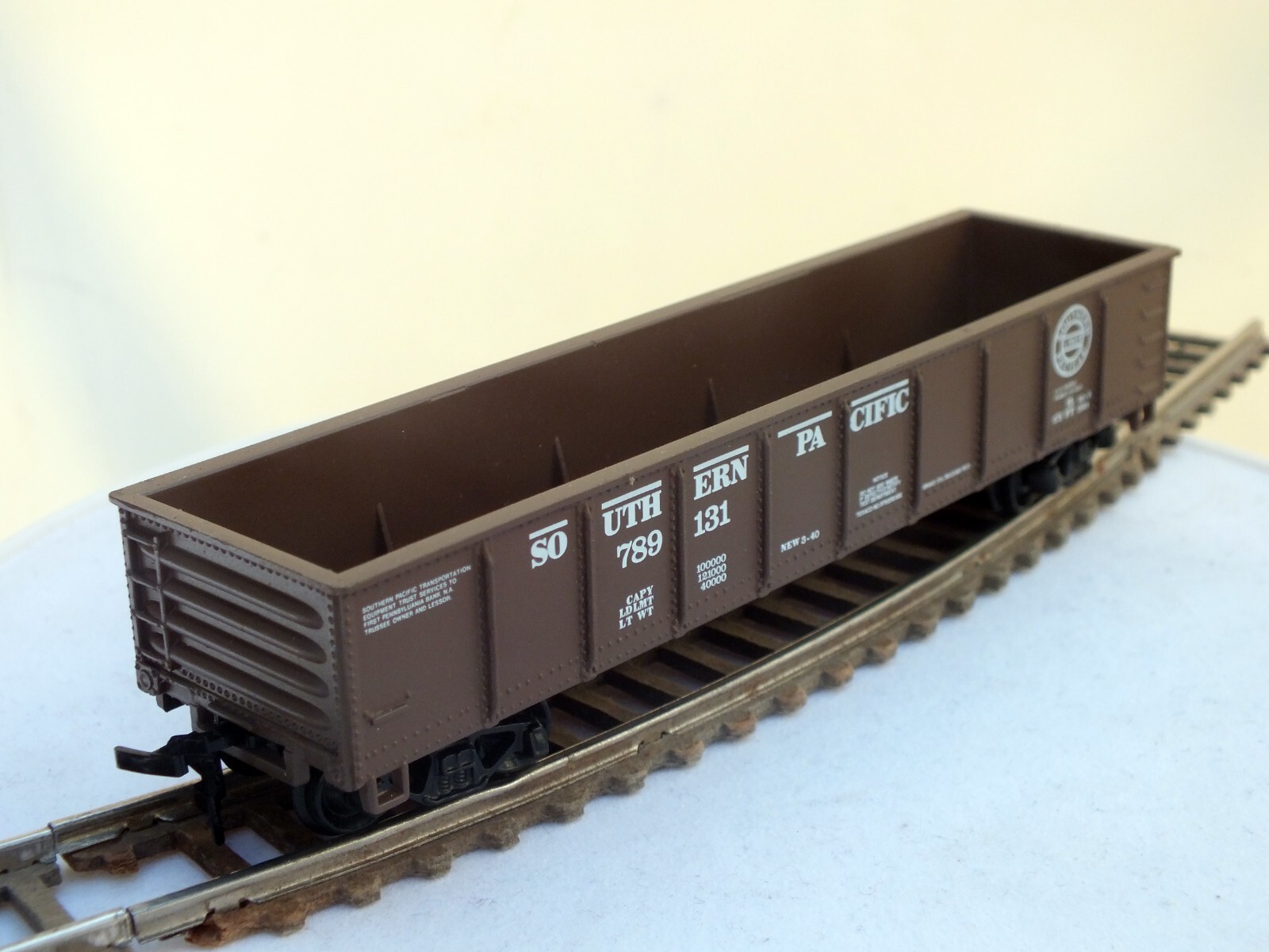 Vintage AHM HO Alco Century 424, Model Power HO 40′ Gondola 8501. OVP.
