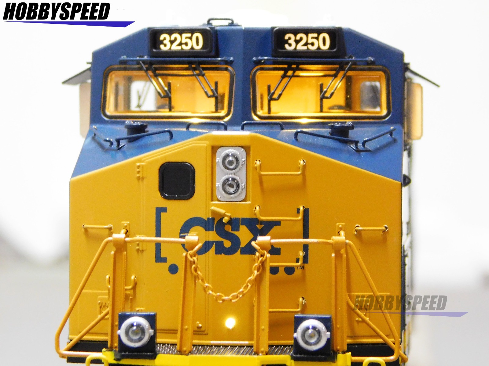 LIONEL BTO CSX LEGACY ET44AC #3250 DIESEL LOCOMOTIVE ENGINE O GAUGE 2533471 NEW