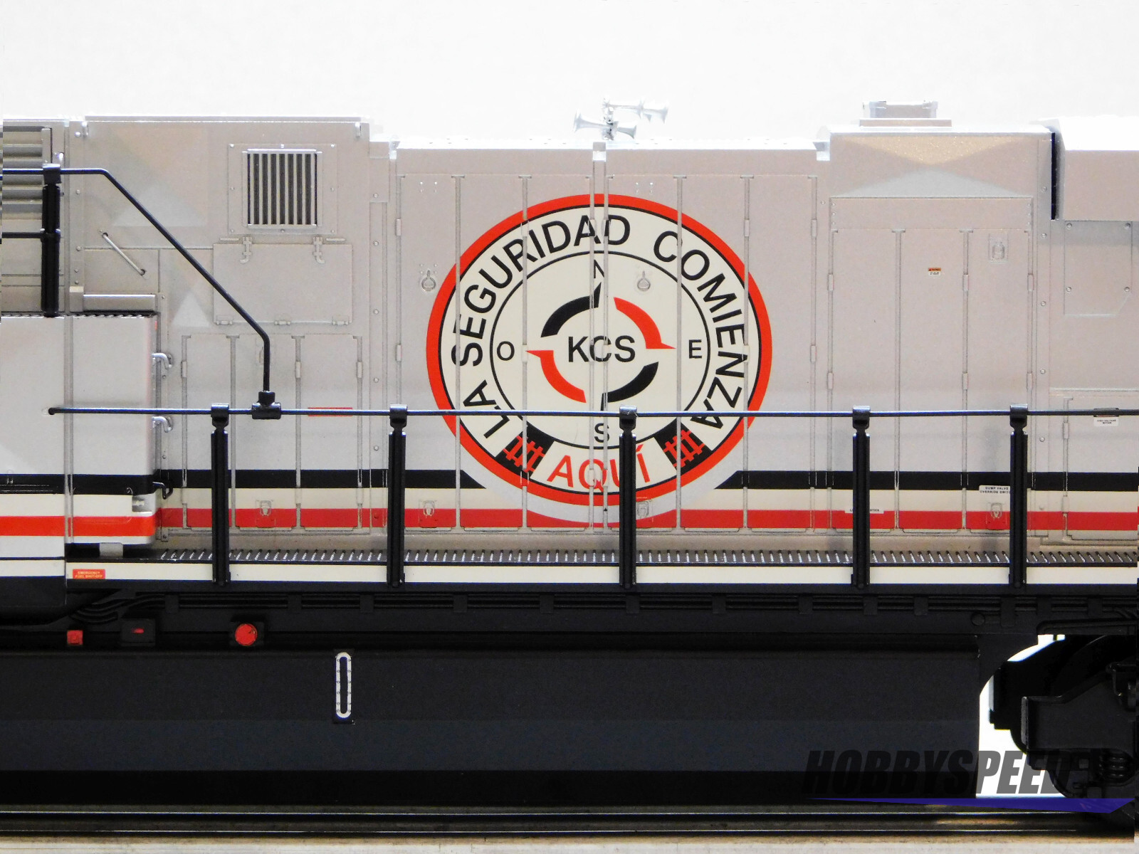 LIONEL KANSAS CITY SOUTERN LEGACY ES44AC DIESEL #4859 O GAUGE train 2333471 NEW