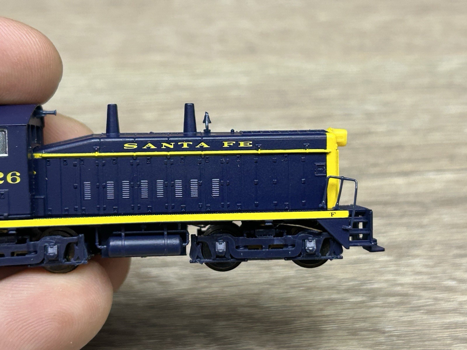 Life-Like 7500 Santa Fe AT&SF Class SW9 / 1200 N Scale Diesel Locomotive