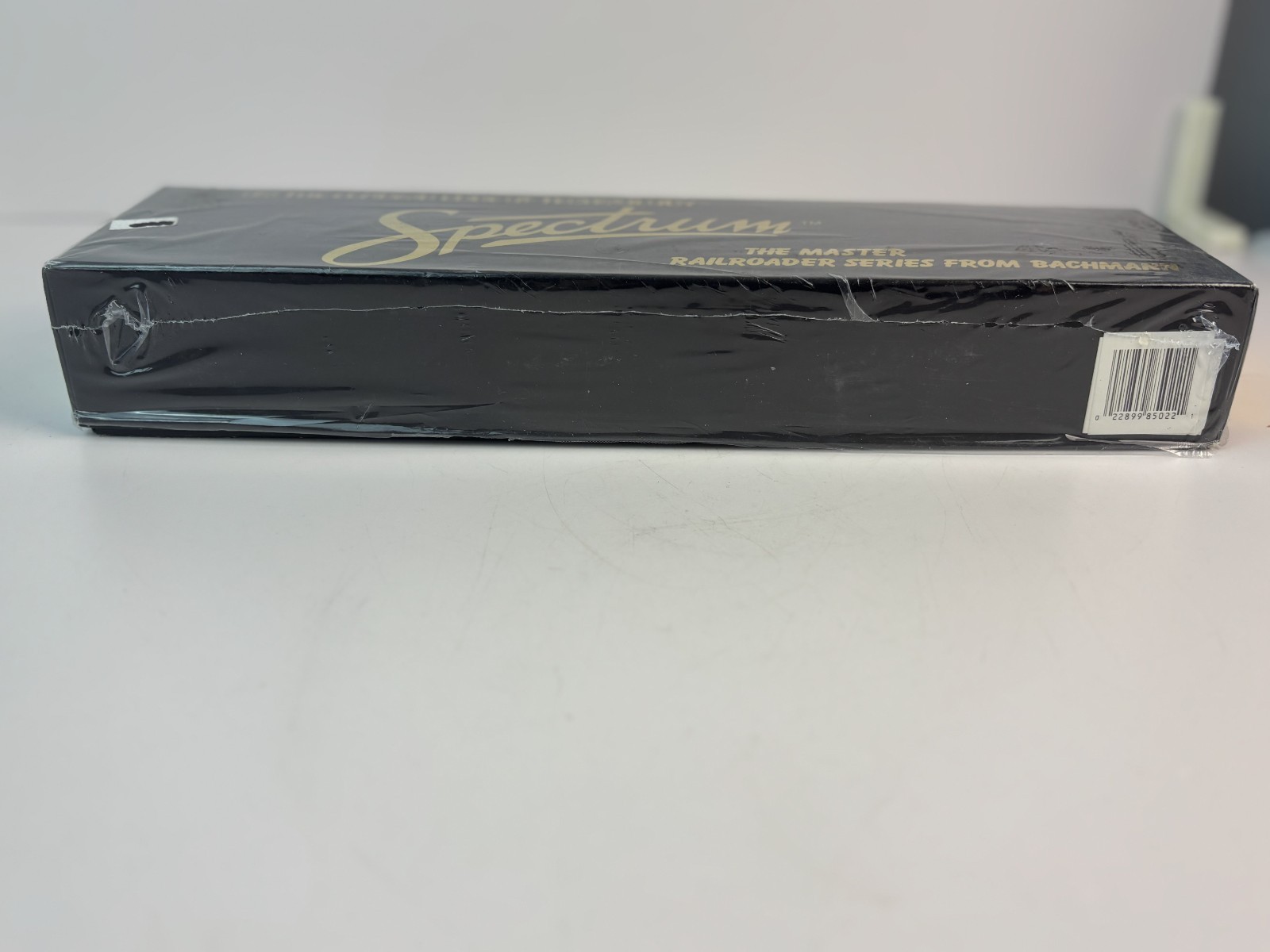 Bachmann Spectrum GE Dash 8‑40C Diesel Locomotive C&NW 8507 HO Item 85022 LNIB