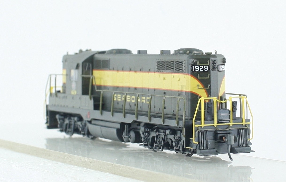 HO Scale Proto 2000 21646 Seaboard GP9 Ph III Diesel Weathered SAL 1929