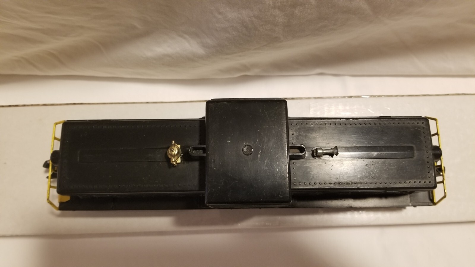 1956 Lionel 628 Northern Pacific Diesel Switcher – Good Condition