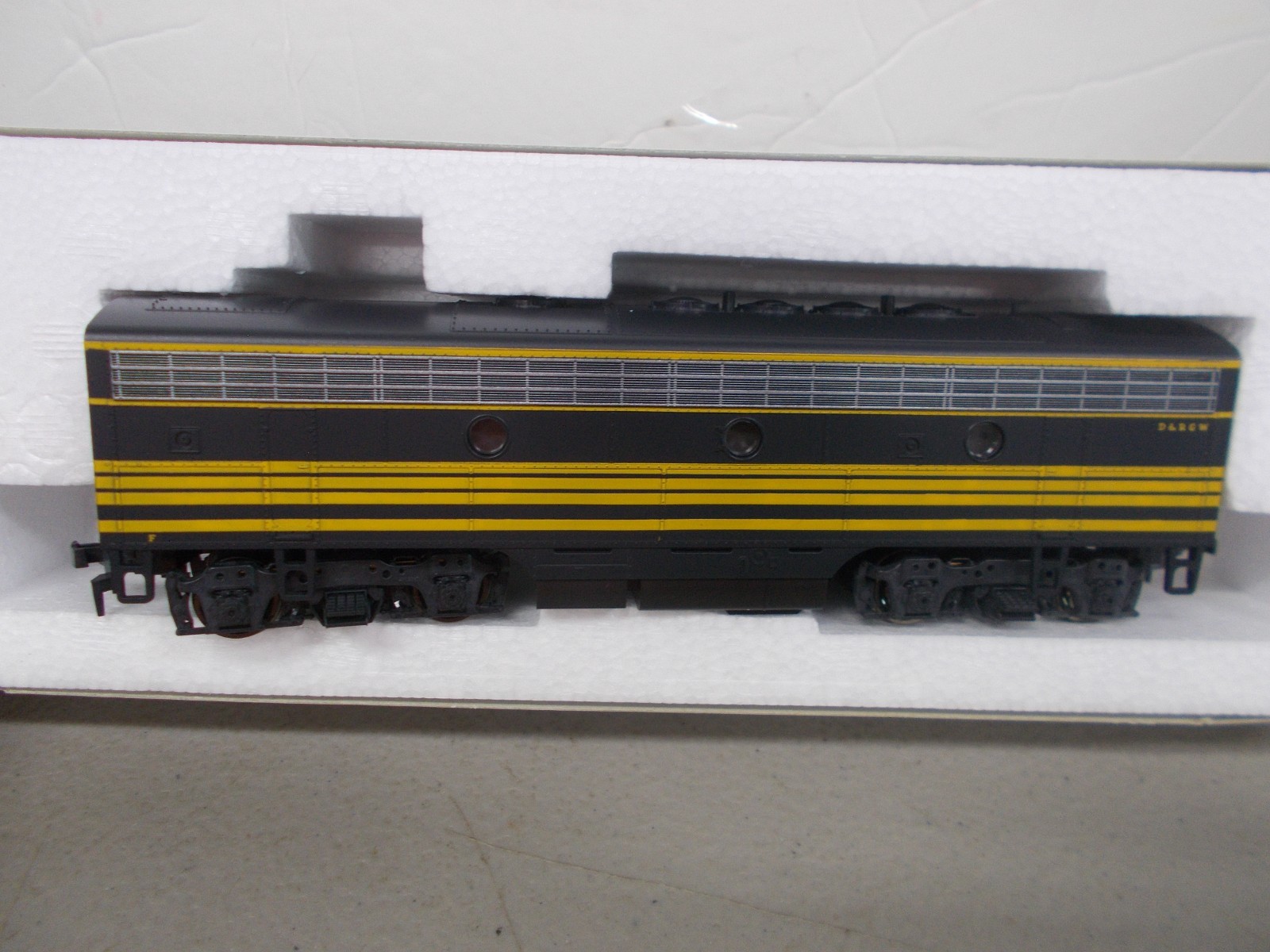 STEWART / KATO # 9191~ RIO GRANDE F7B POWERED LOCOMOTIVE ~NIB~HO SCALE