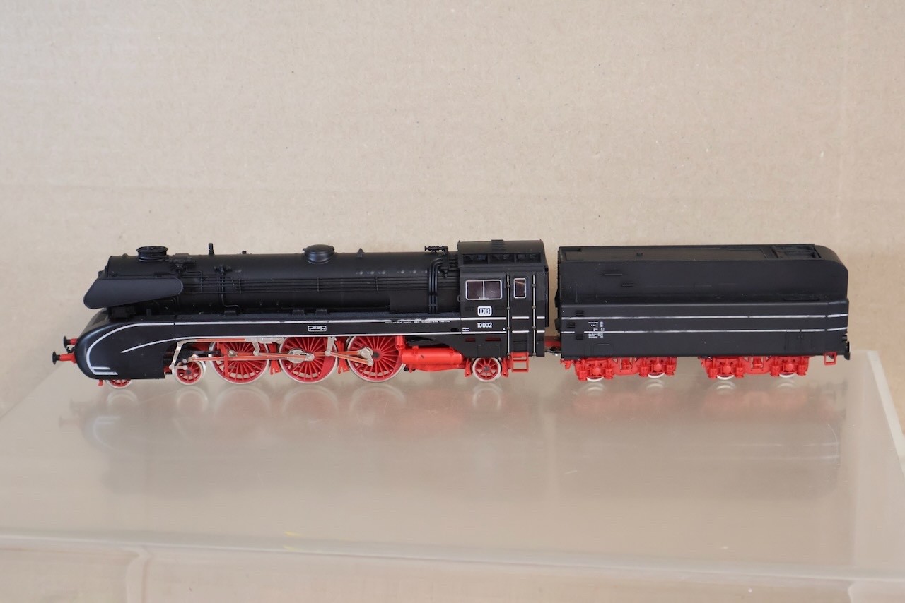 RIVAROSSI 1339 HO GAUGE DB 4-6-2 CLASS BR 10 002 EXPRESS LOCOMOTIVE BOXED op