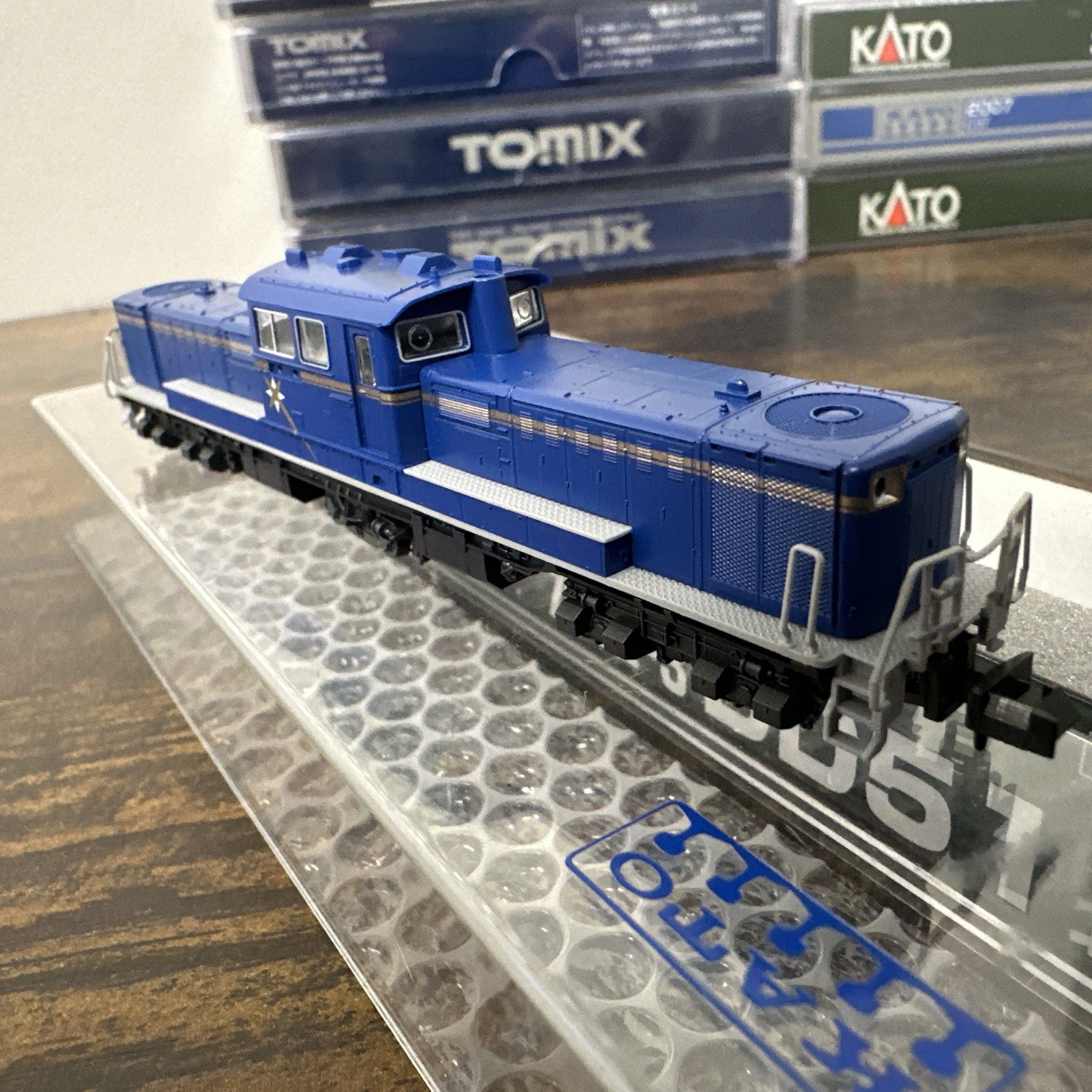 KATO 7002-3 N Scale Diesel Locomotive DD51 Hokutosei Livery NIB Ships from USA