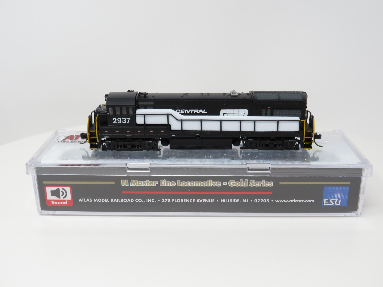 Atlas N 40005927 DCC Sound Penn Central GE U33B Diesel Locomotive ESU LokSound