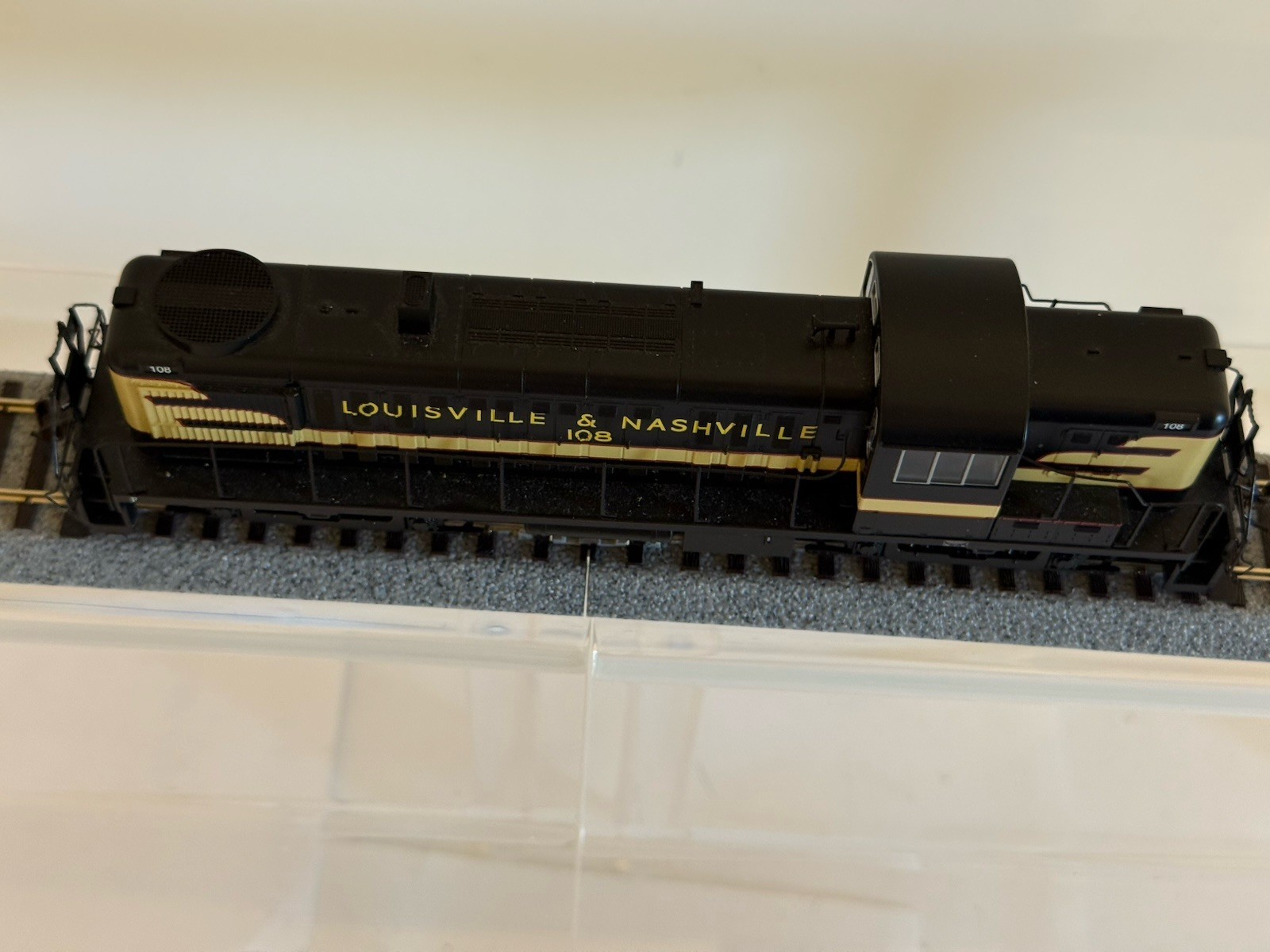 Bachmann HO Louisville & Nashville RS3 DCC SOUND #108