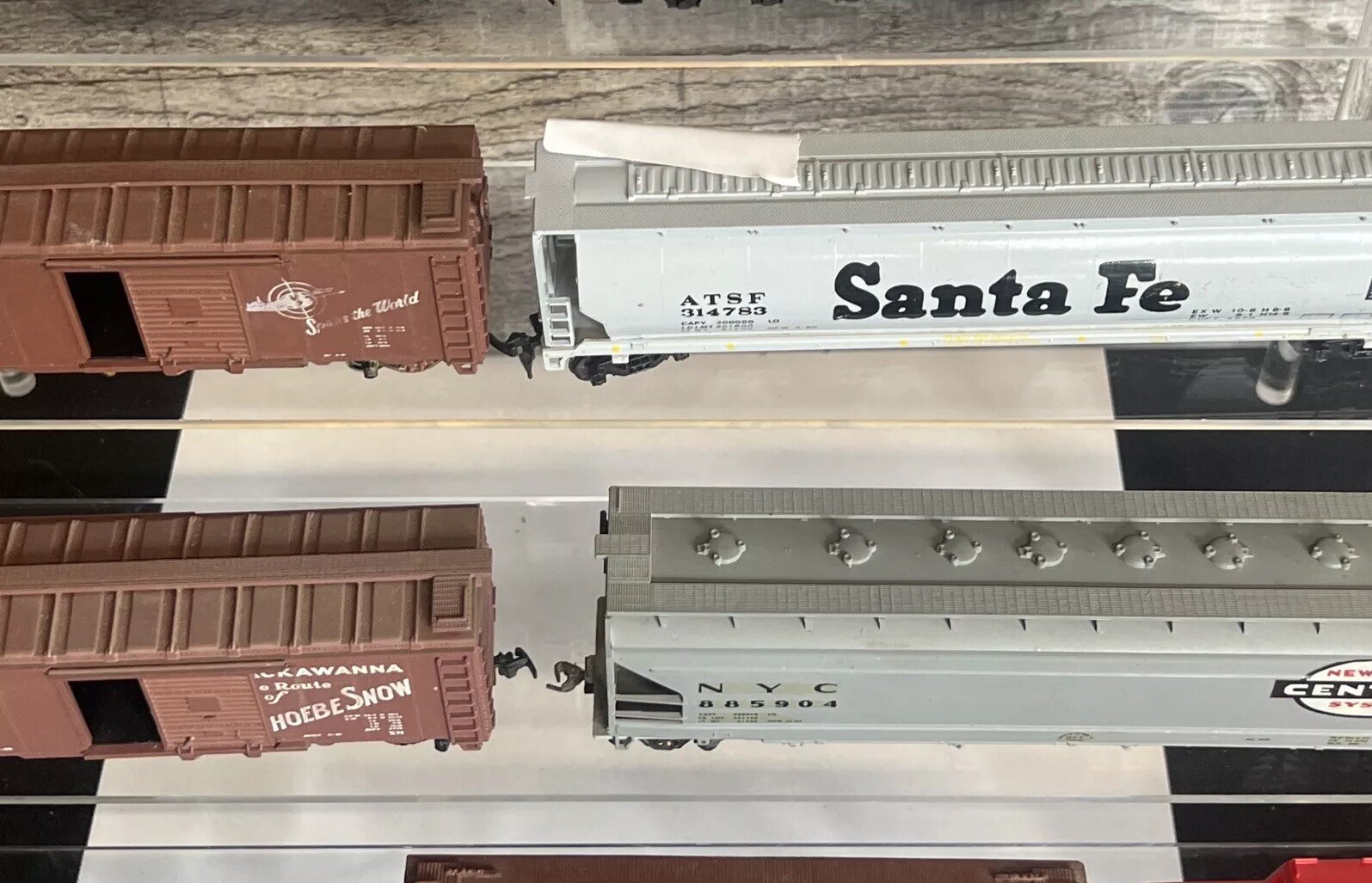 (8 Lot) HO SCALE Train Caboose Car Santa Fe Tanker TENDER MANTUA VARIOUS BRANDS