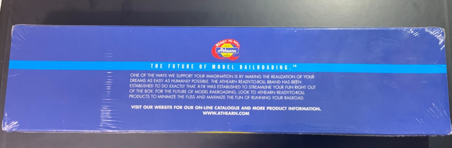 New Athearn Santa Fe F7A-F7B Diesel Locomotive HO 8021 Red Silver Model Train
