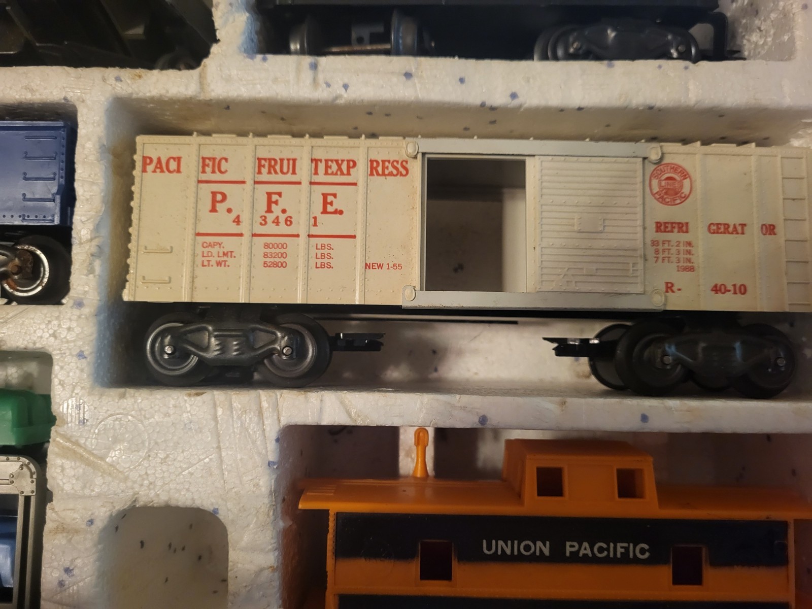 Marx Train Set Union Pacific 52875/666 Steam Locomotive + Cars+Track+Transformer