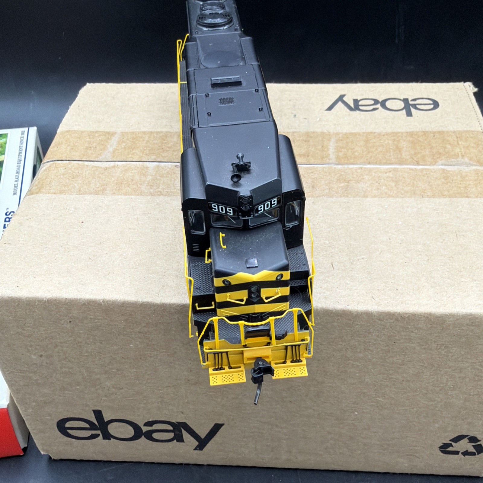 HO Proto 2000 Nickel Plate Road GP30 Diesel Locomotive #909 W/ DCC