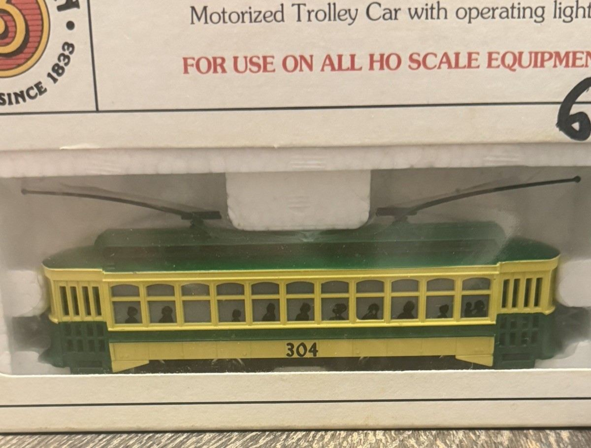 Vintage Bachmann HO Scale Trolley Philadelphia Rapid Transit Brill #304 IN BOX