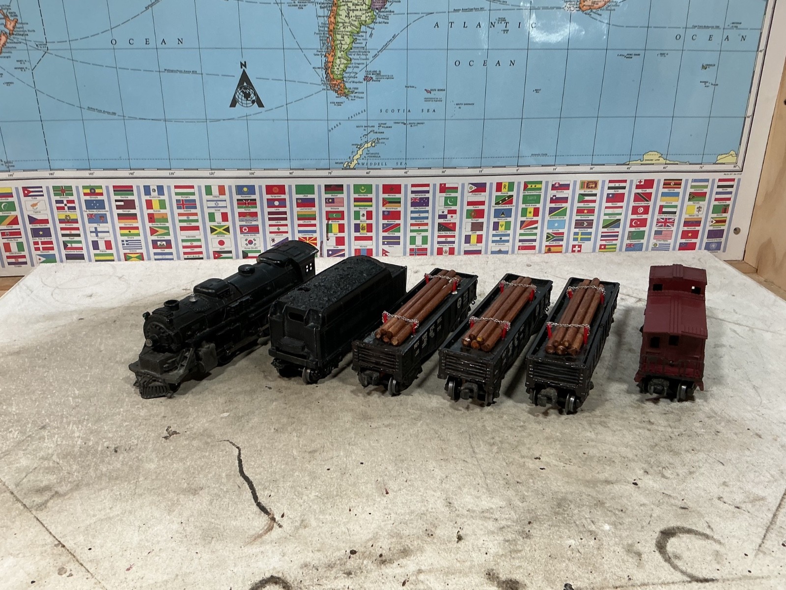 Lionel Postwar – Set 2036 Steam Engine 4 Freight Cars O Gauge / 027