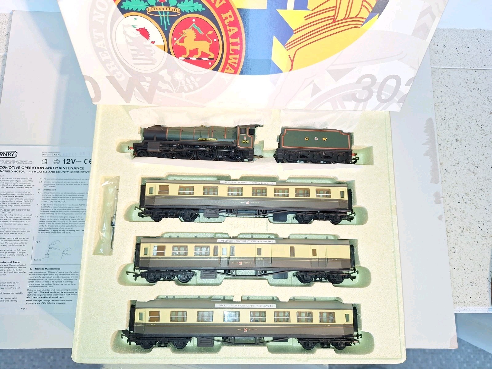 Hornby R2025 Great Western Exp Pass Train Pack. Mint, Unused. OO Scale. Boxed