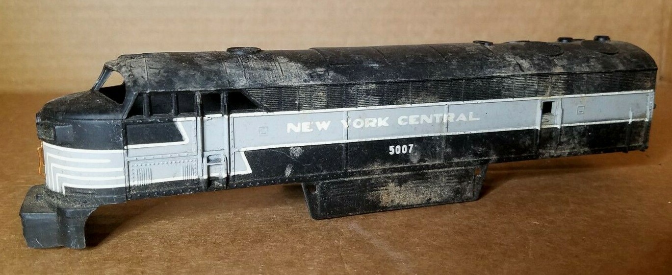EB1 HO Locomotive ENGINE Shell NYC 5007 two tone black zxcd