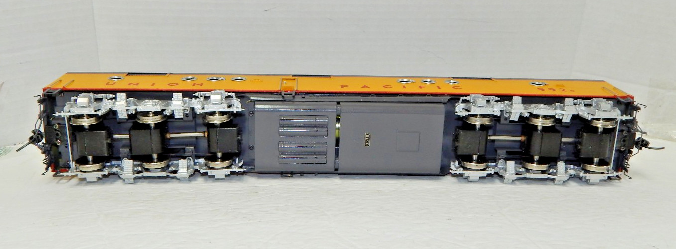 Overland – O – Brass Union Pacific EMD E3 A+B Set Previously Owned Excellent