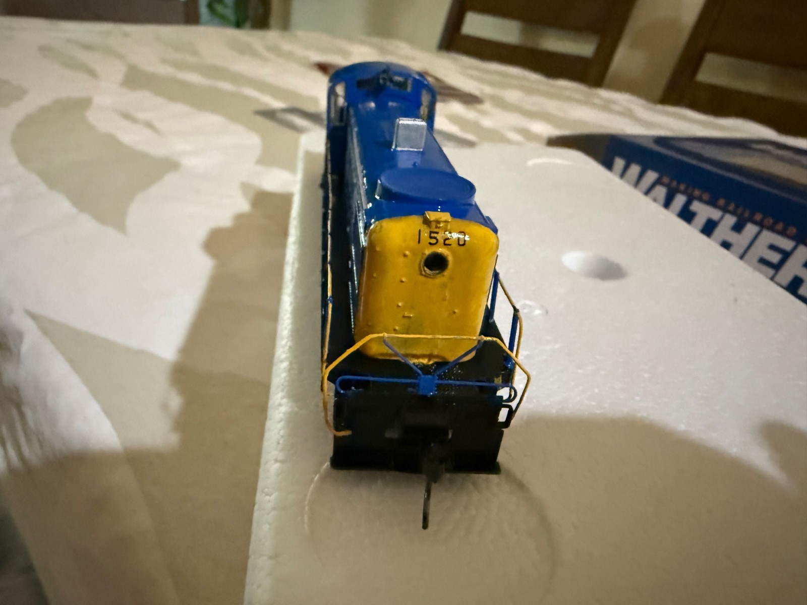 HO SCALE WALTHERS MAINLINE LONG ISLAND RAILROAD RS2 #1520 Custom Paint DCC Ready