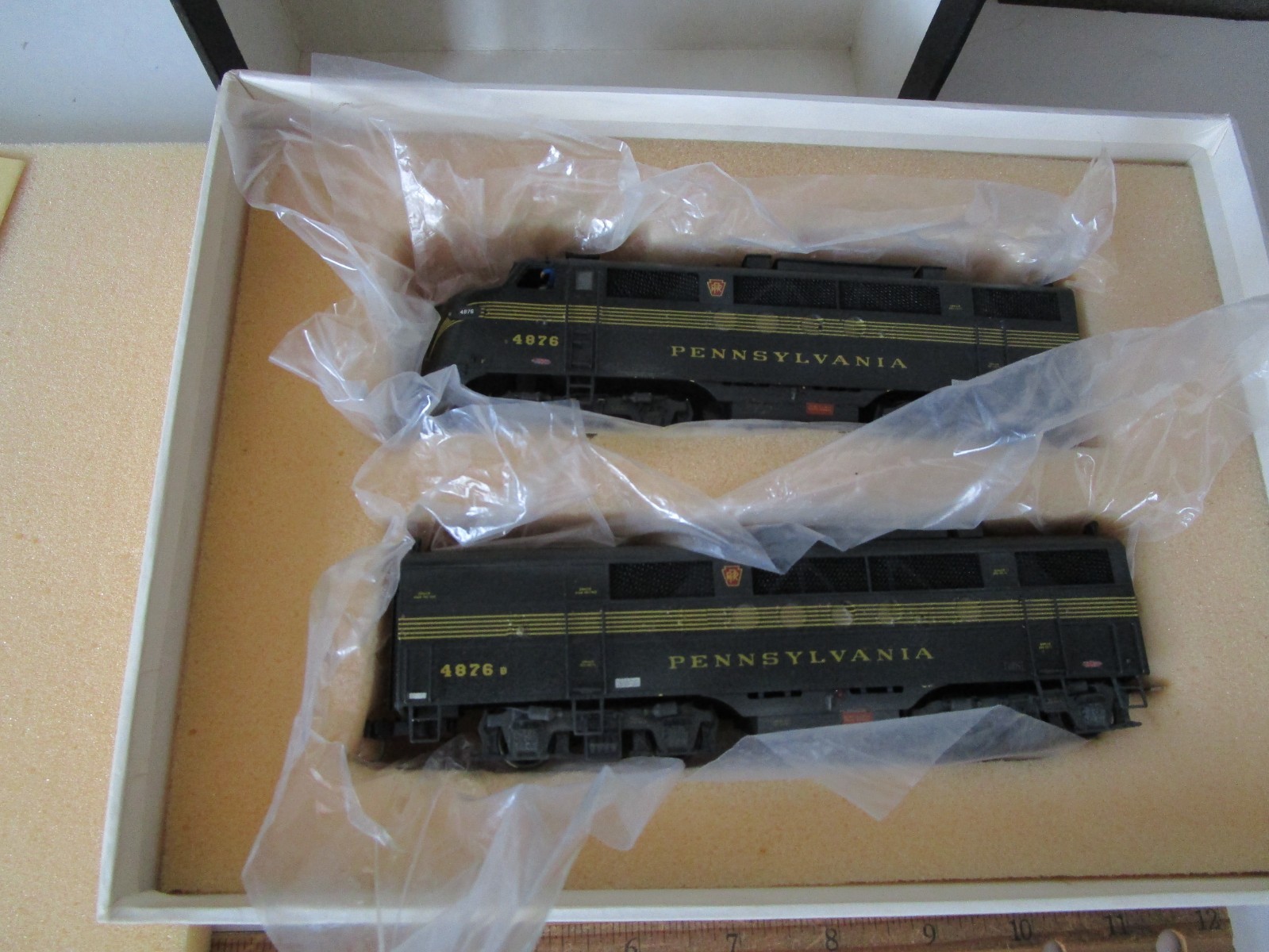 Hallmark Models BRASS HO 1/87 Scale EMD FT A & B “A” Powered PRR Diesel Train