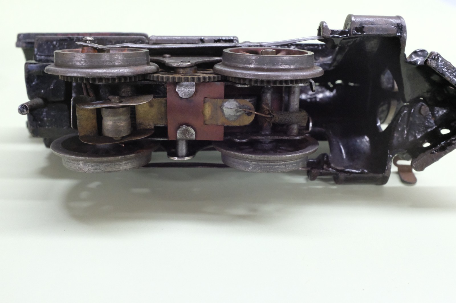 Ives Prewar 1117 Locomotive & No 11 Tender. Tested & Runs Smooth