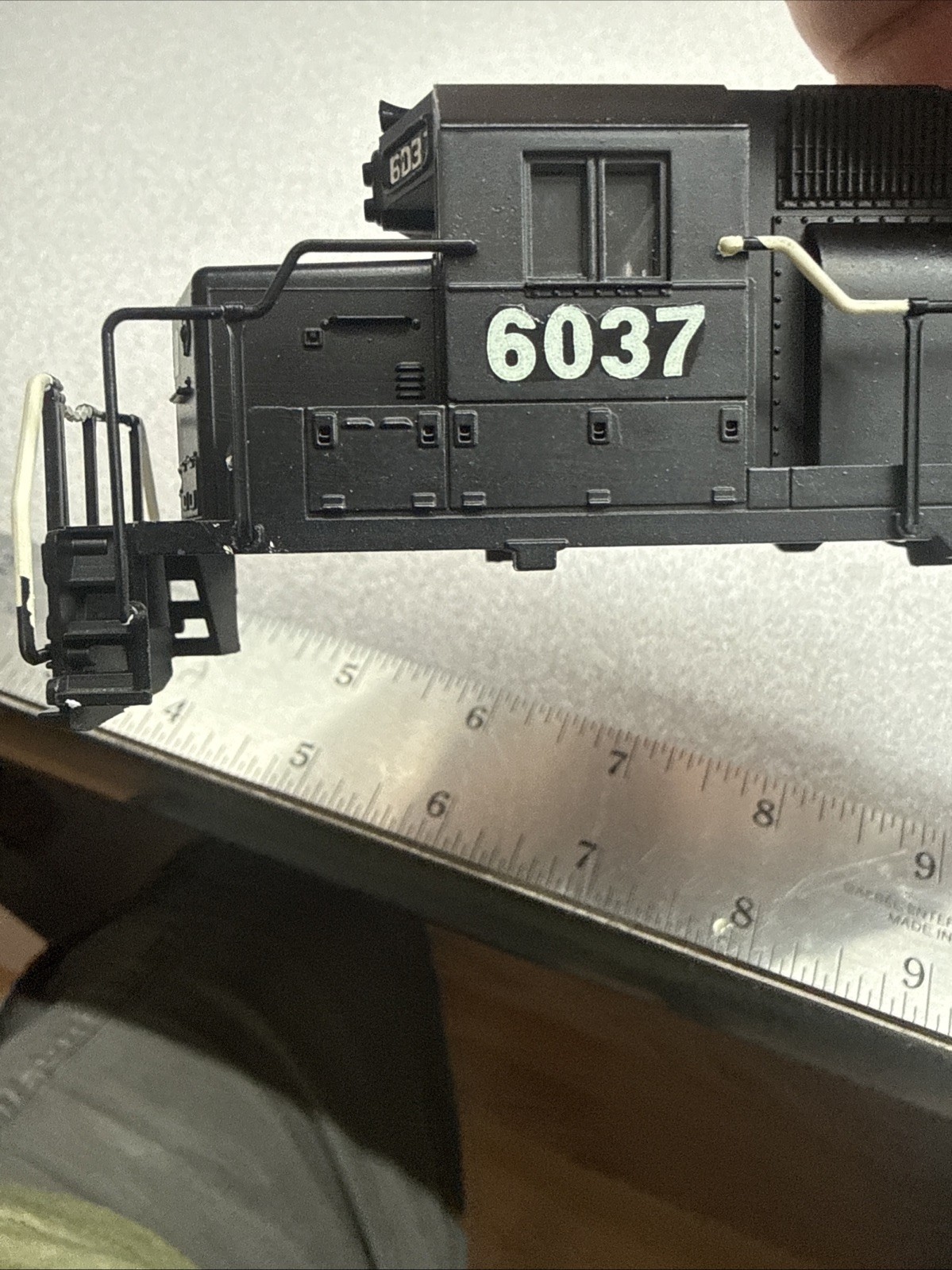 Atlas Sd 35 Shell Only Penn Central All Handrails Glass And Details Shell Only