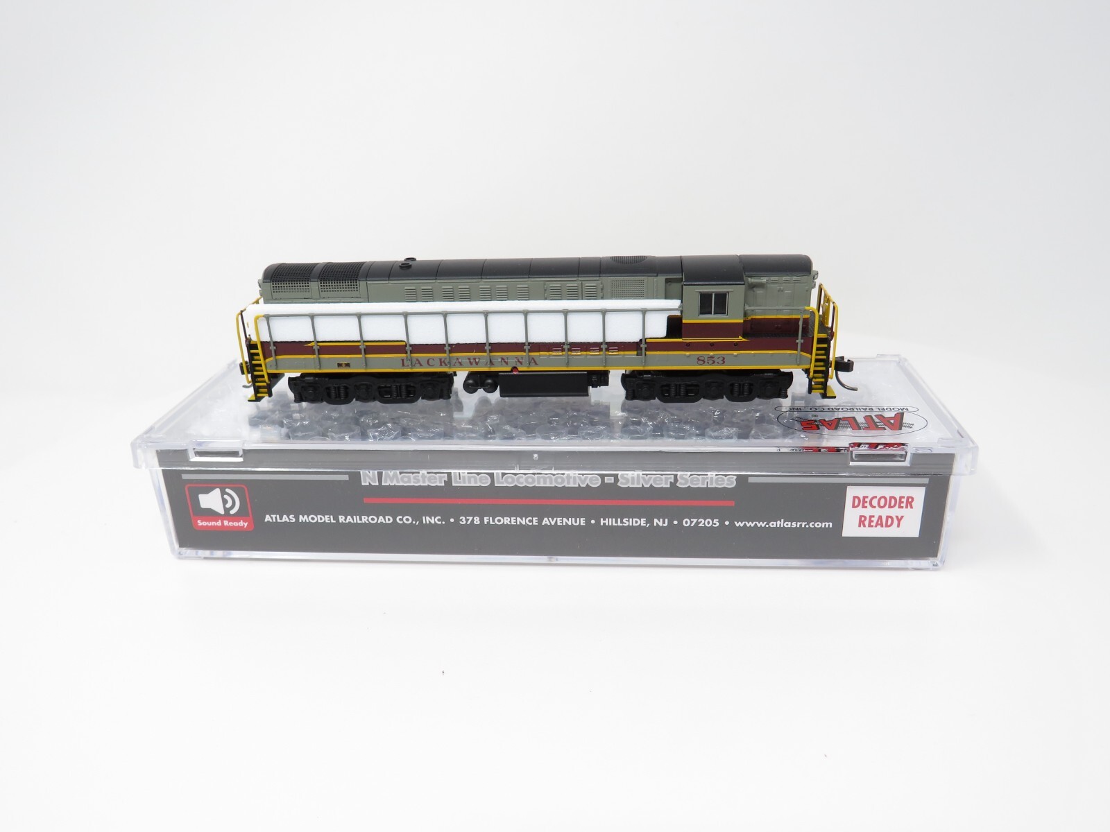 Atlas N 40005384 Lackawanna FM Trainmaster H24-66 Diesel Locomotive Freight