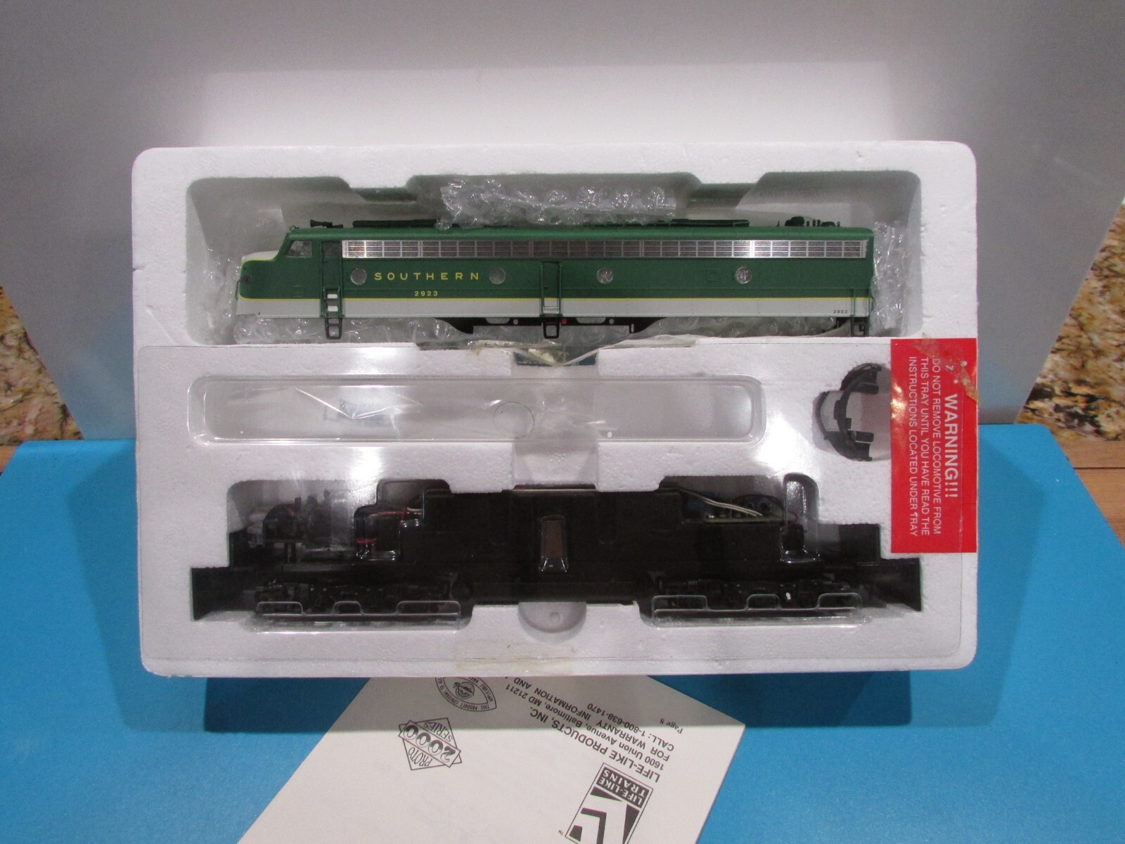 HO Scale Proto 2000 8716 E8/E9 Locomotive Southern Lot#1178