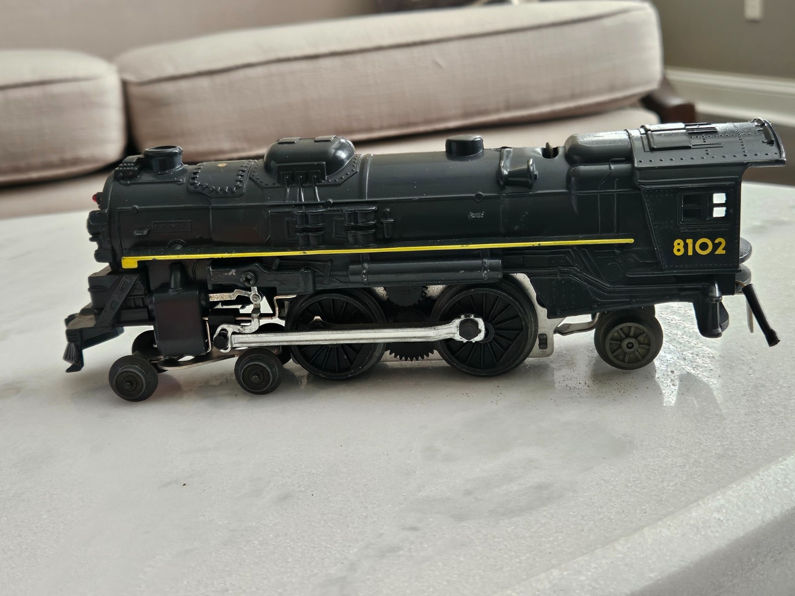 Lionel Steam Engine No. 8102 TRAIN PLEASE READ