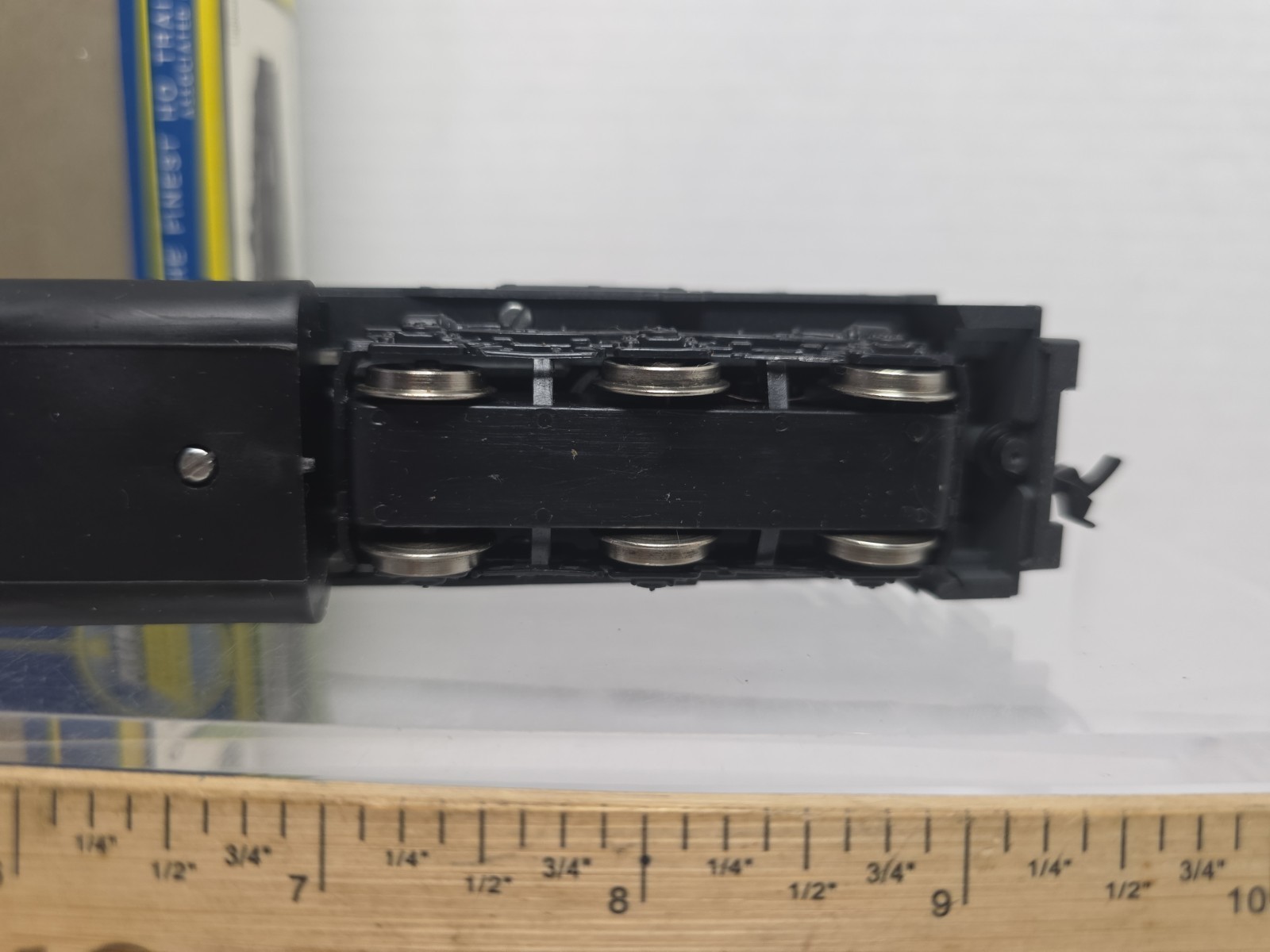 AHM HO Scale 5030-06 Southern Pacific 8444 EMD SD-40 Diesel Loco W/Flywheel Runs