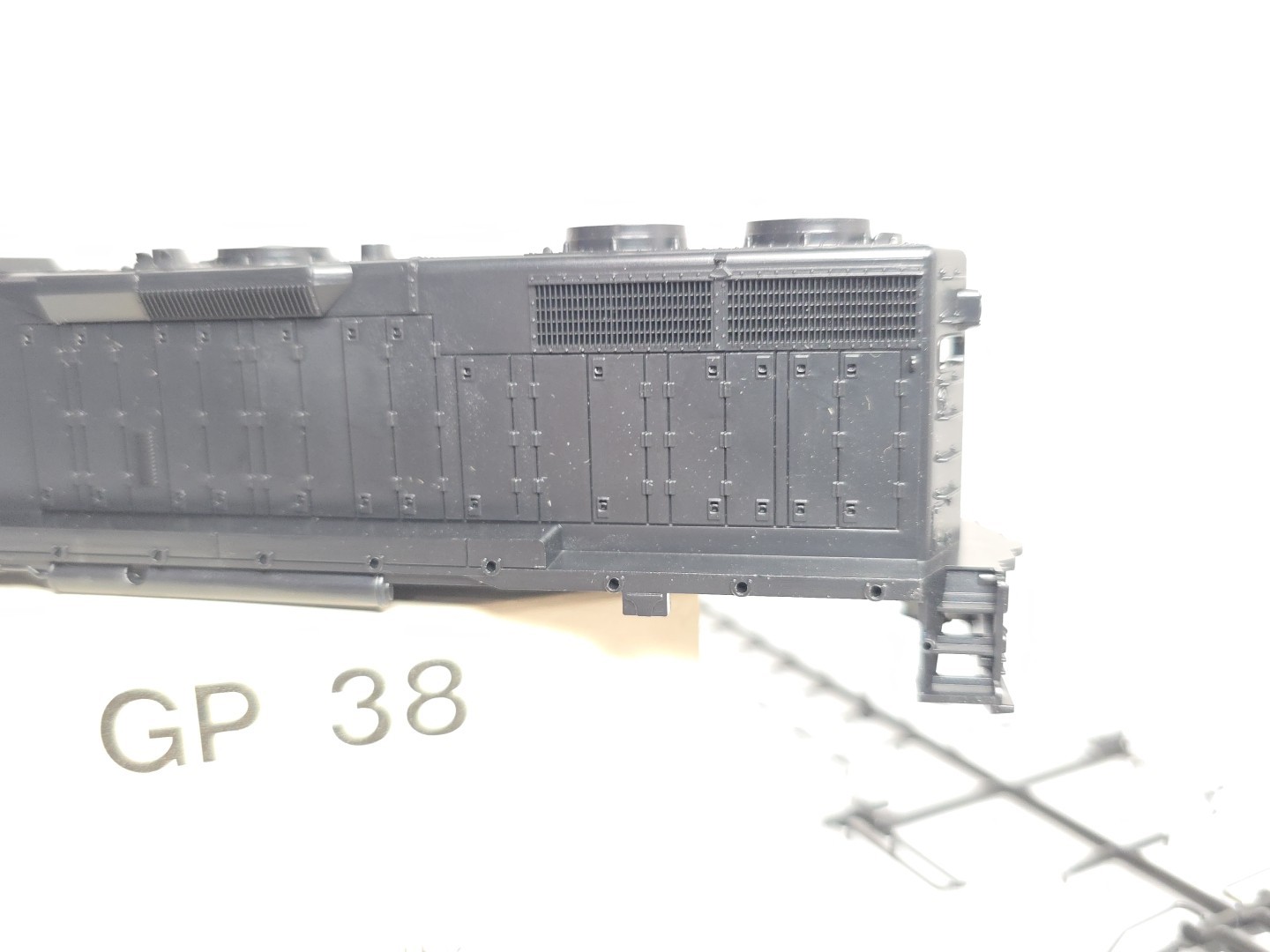 Shell Only* Atlas HO Scale GP38 Diesel Locomotive Undecorated LN Austria Roco(7)