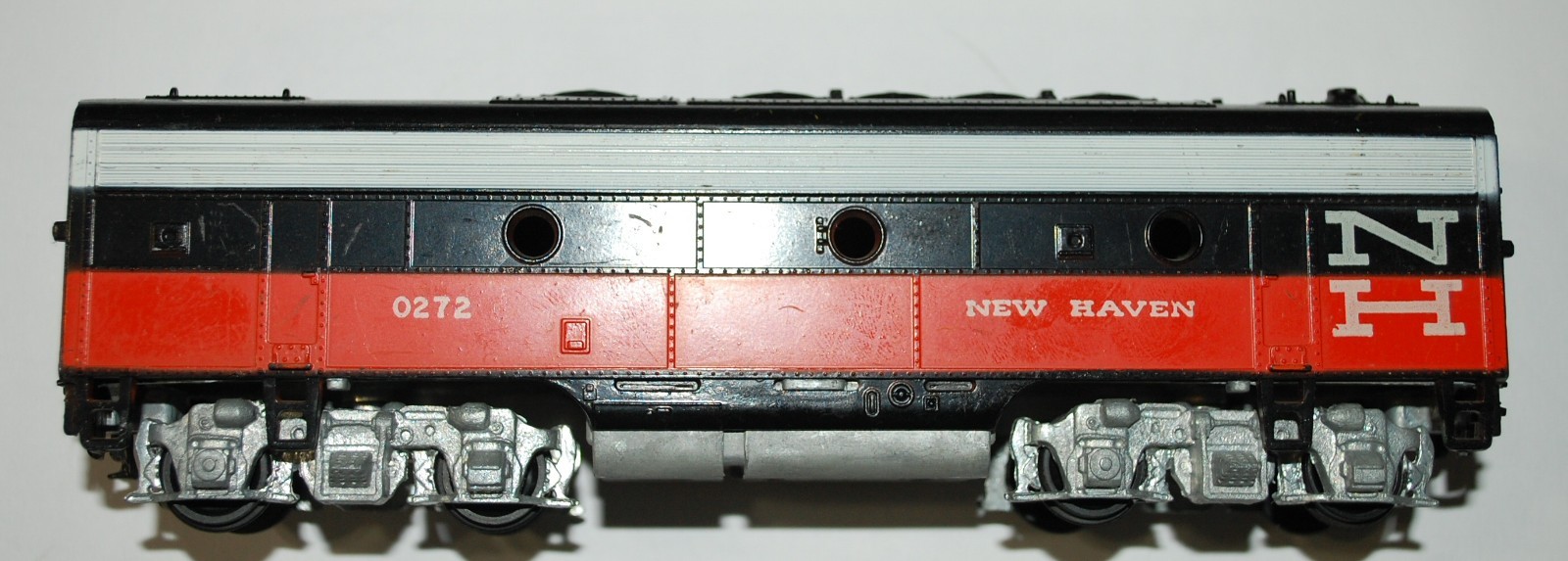 Vintage early Athearn NH-New Haven F7-B non-powered unit-1960/70’s