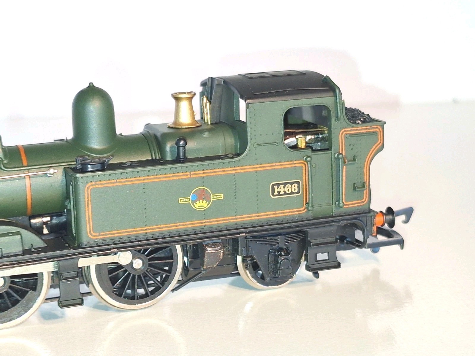 Airfix 54153-0 BR Tank Loco. New Old Stock. Mint Cond. 2 Rail DC Boxed. OO Scale