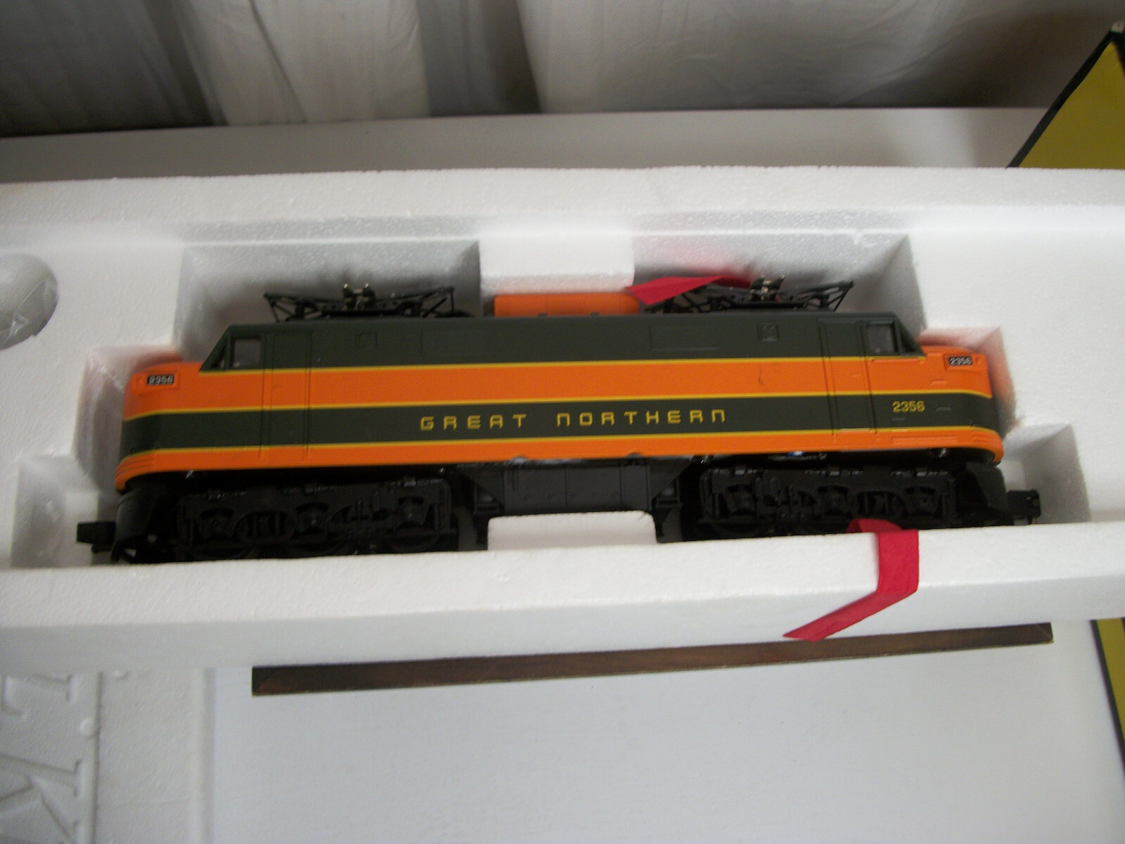 MTH 30-2171-1 Great Northern EP-5 Electric Locomotive w/Proto-Sound USED w BOX